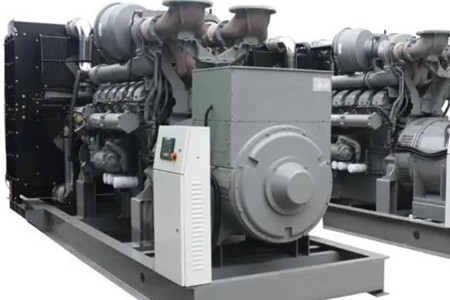 柴油發(fā)電機組蓄電池的容量怎樣計算？有三個基本原則