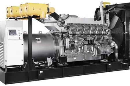三菱發(fā)電機(jī)組油壓過(guò)低該如何處理？